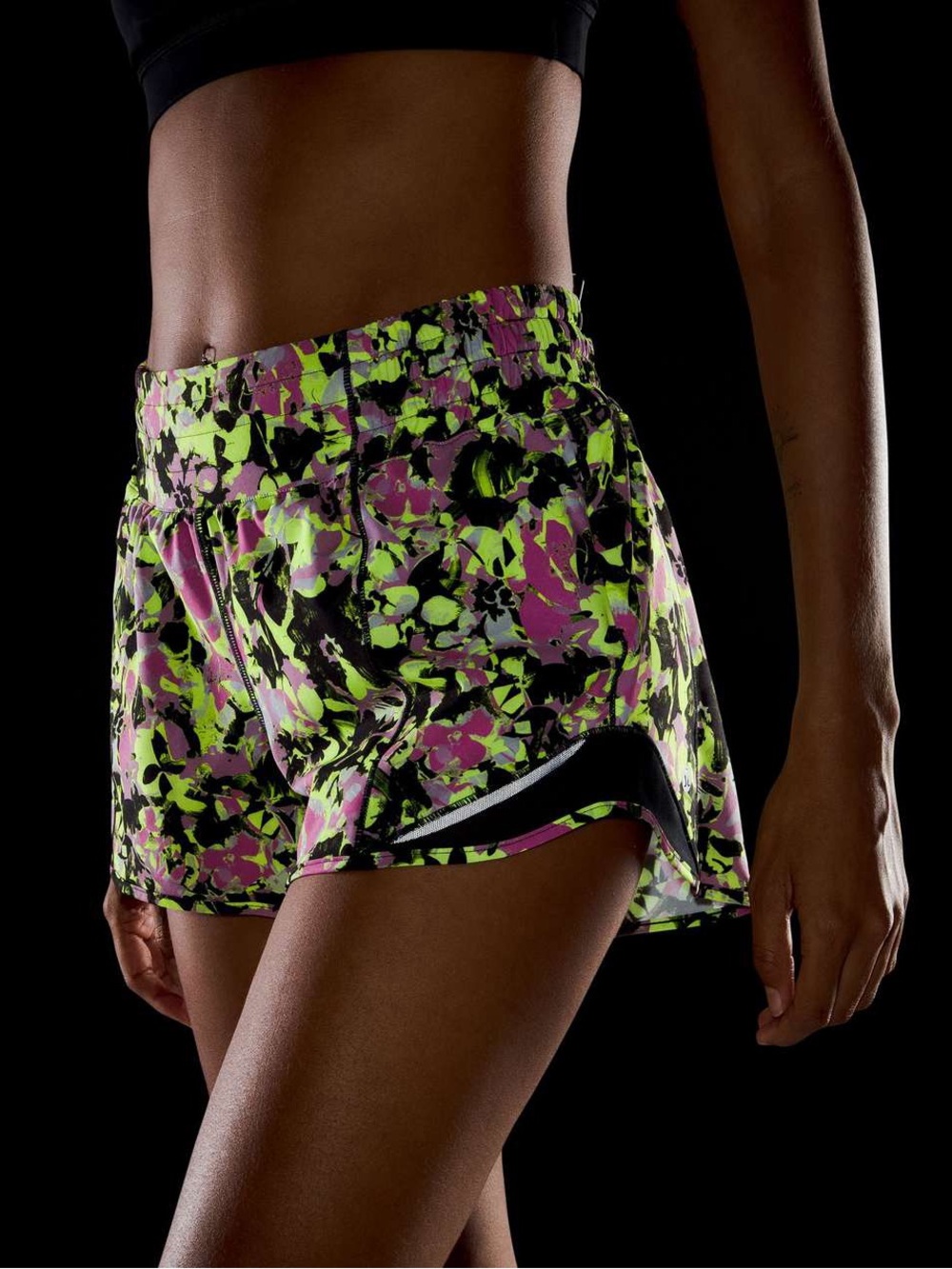 Lululemon Hotty Hot High-Rise Lined Short 2.5" Inflected Highlight Yellow Multi